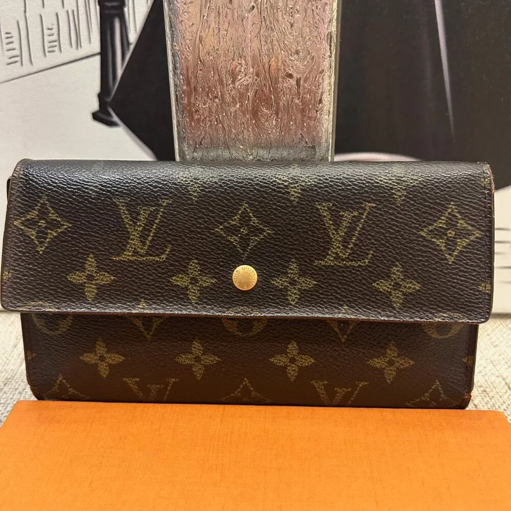 Louis Vuitton Brown Monogram Wallet - Picture 8 of 15